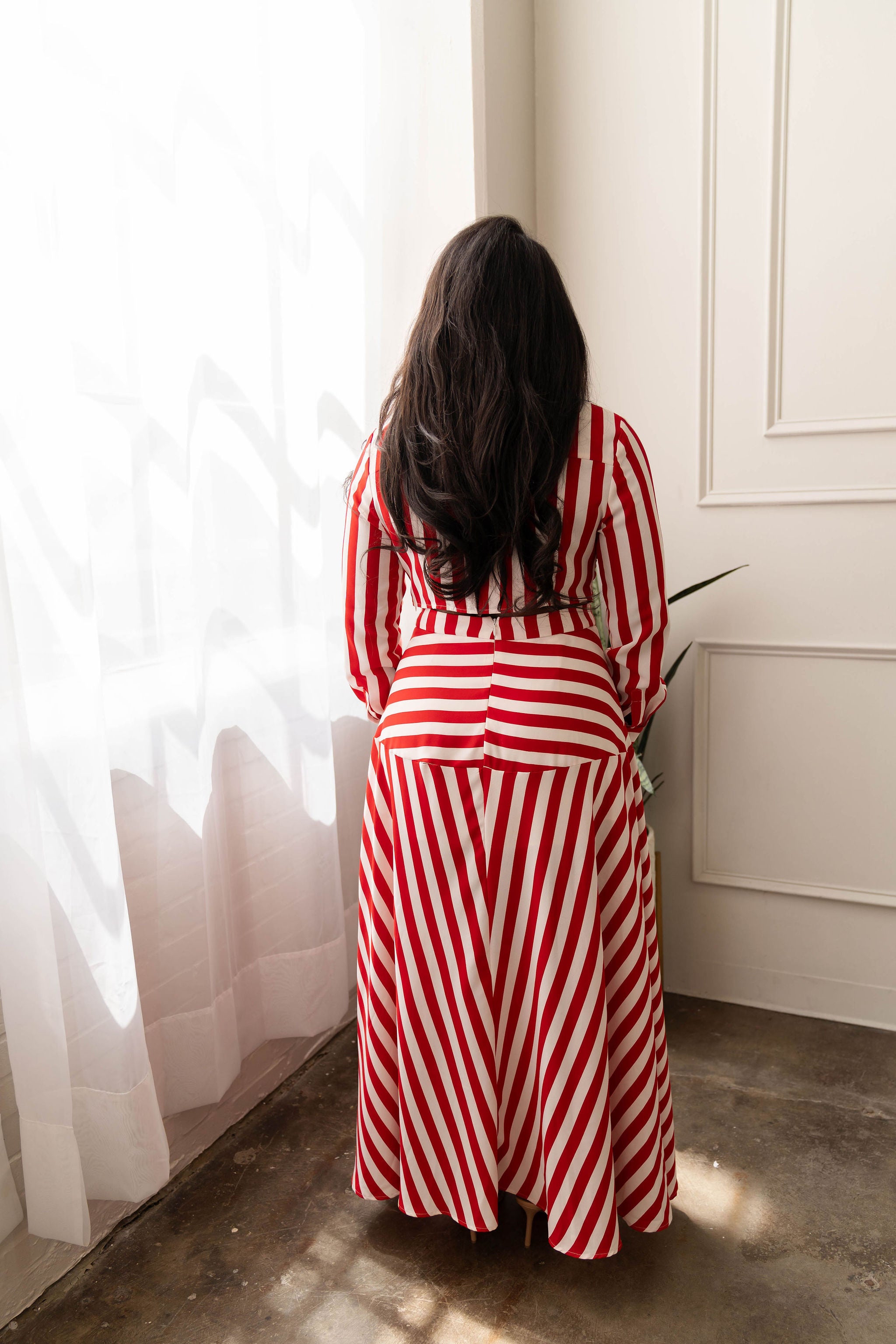 Suri - Stripe Front Twist Crop Top Maxi Dress Set