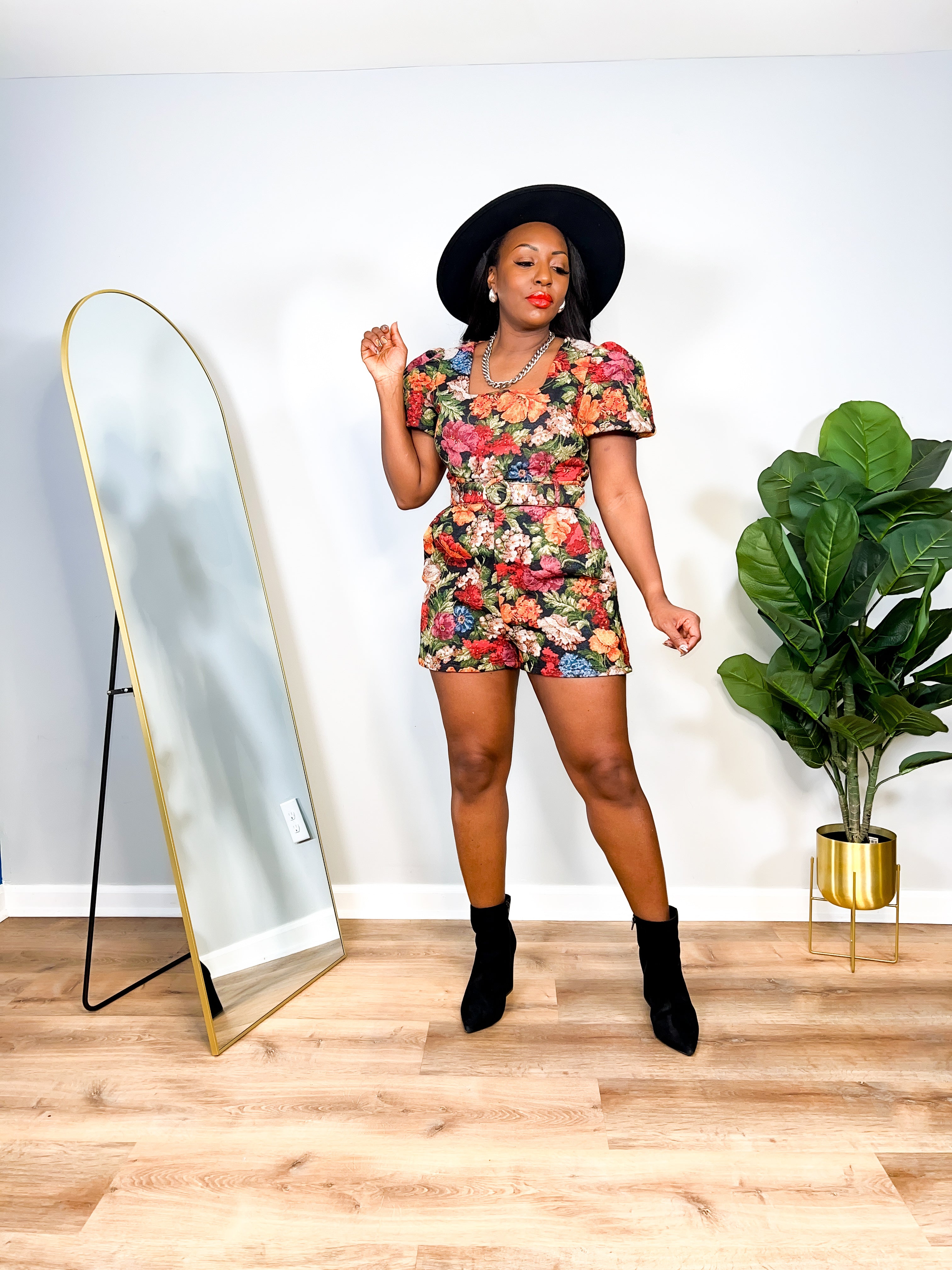 Louise - Floral Puff Sleeve Romper