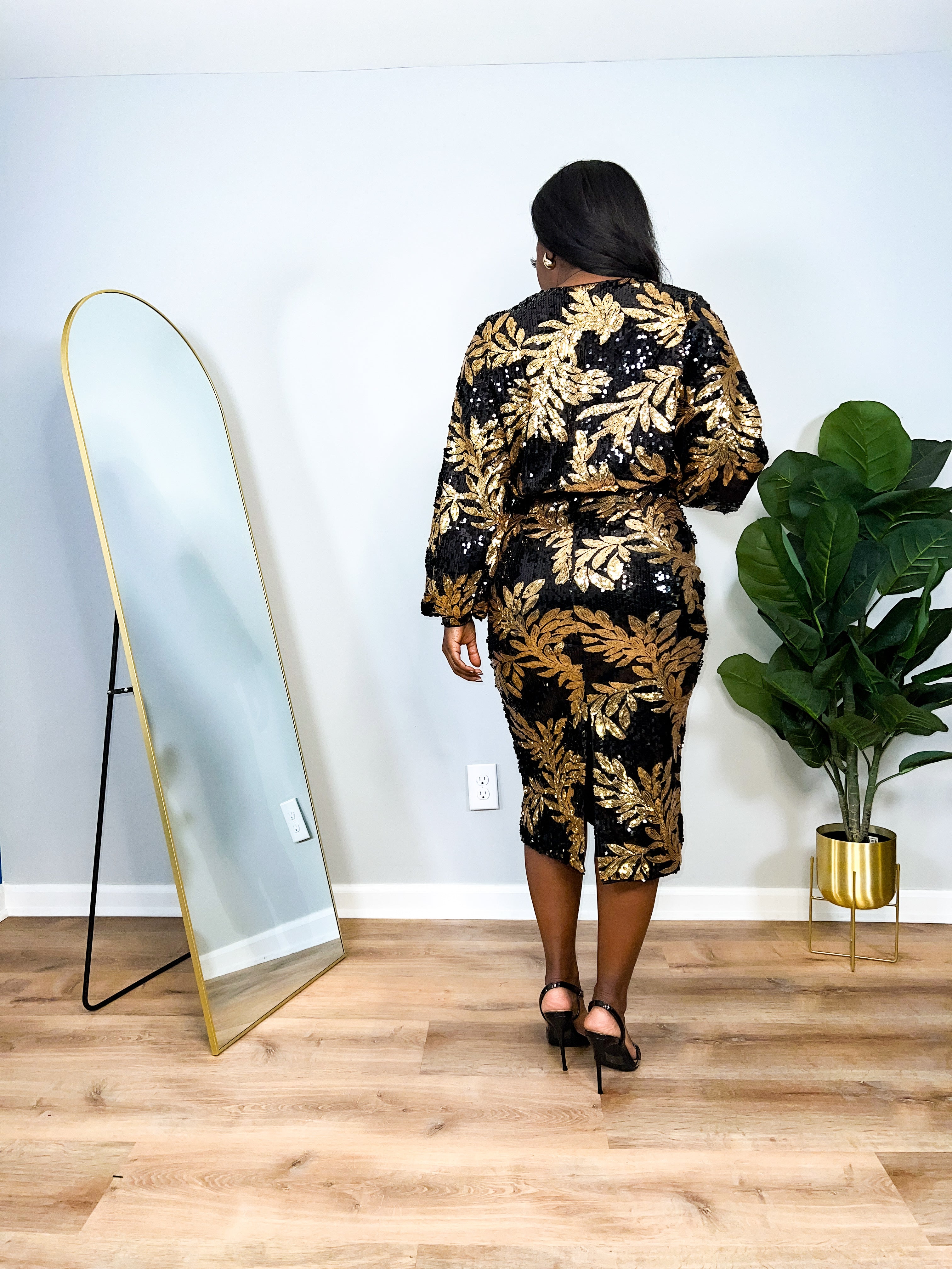 Holly - 2 Piece Long Sleeve Sequin Skirt Set