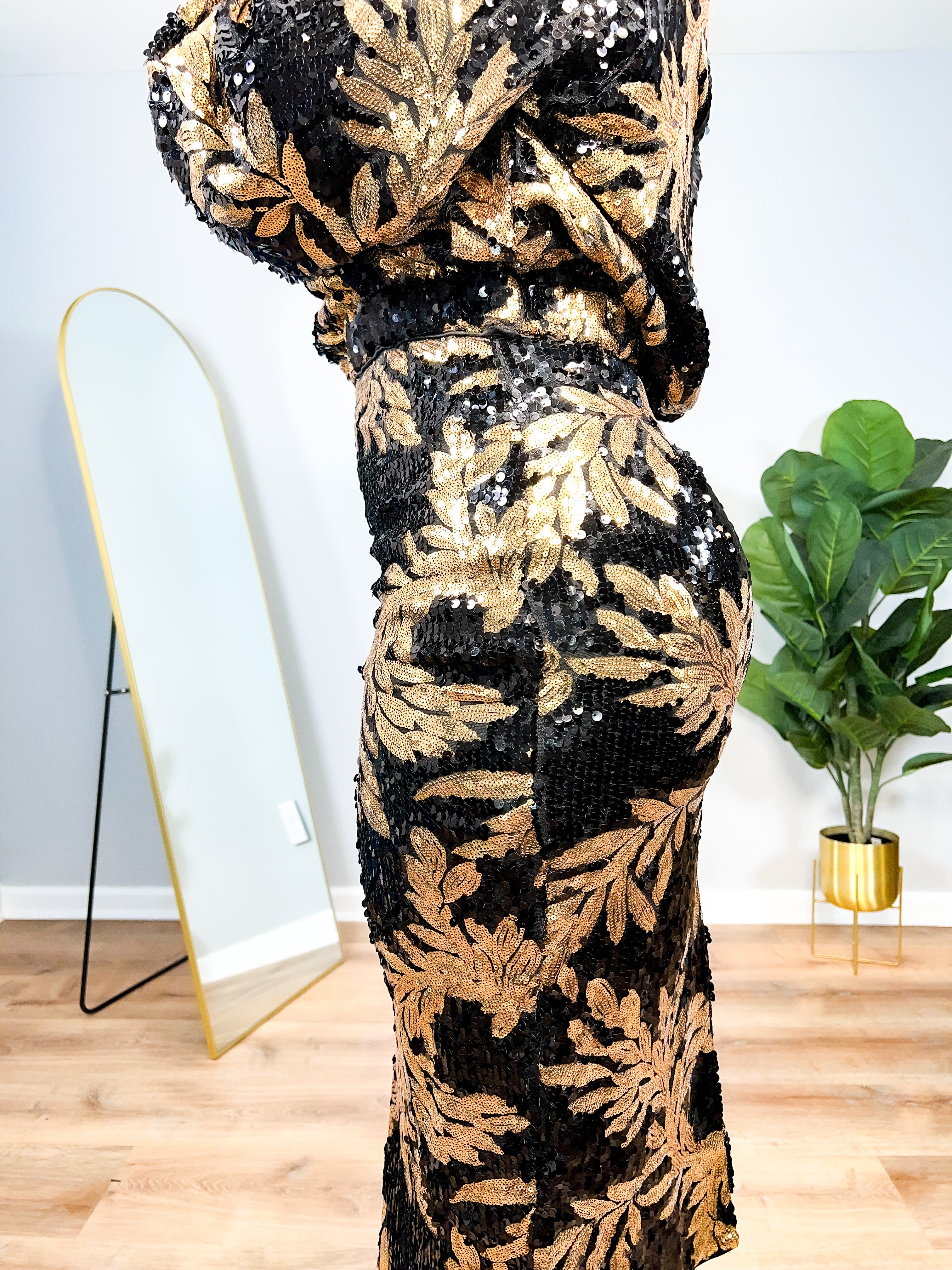 Holly - 2 Piece Long Sleeve Sequin Skirt Set