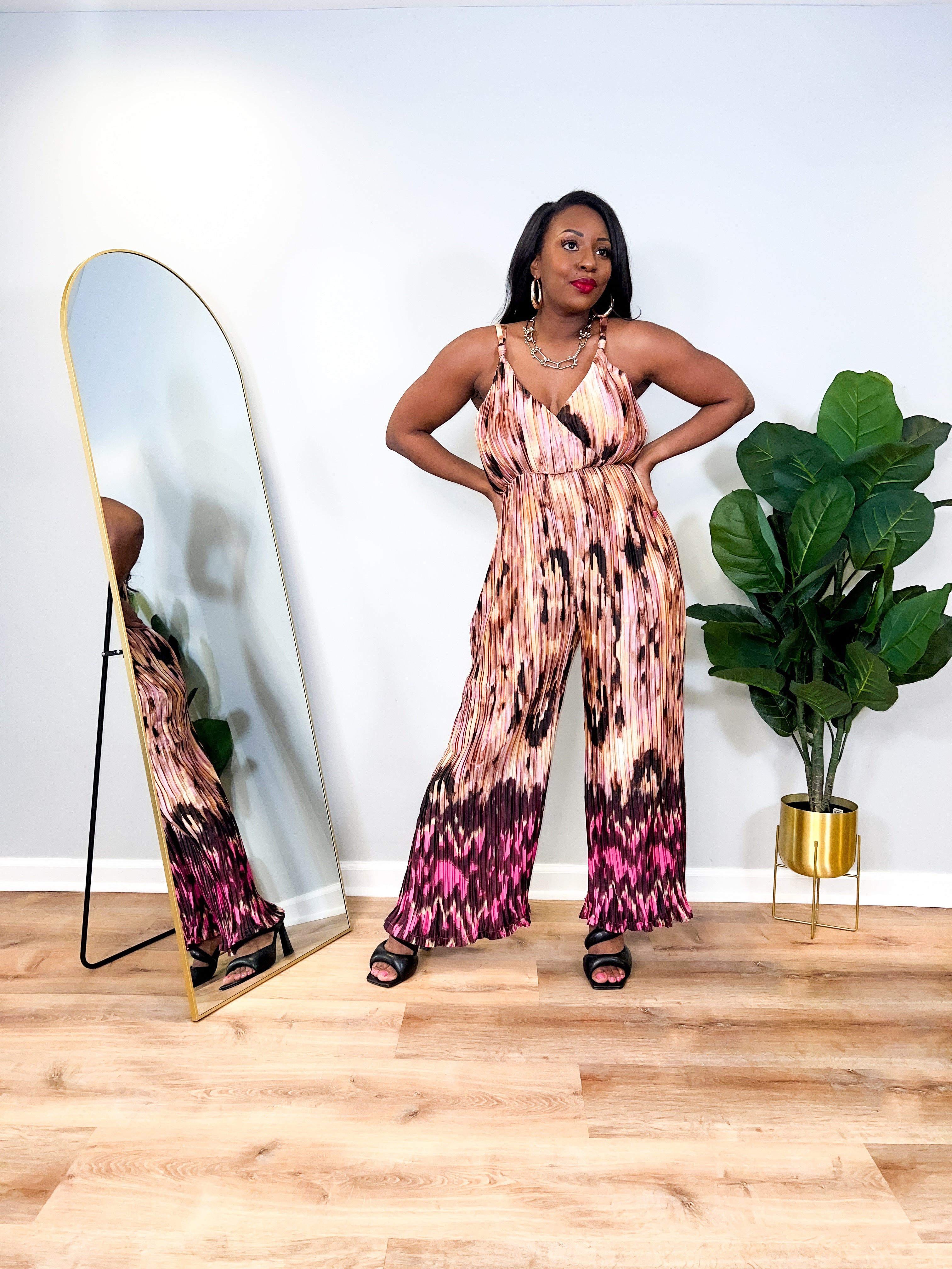 Abby - Abstract Pleated Jumpsuit