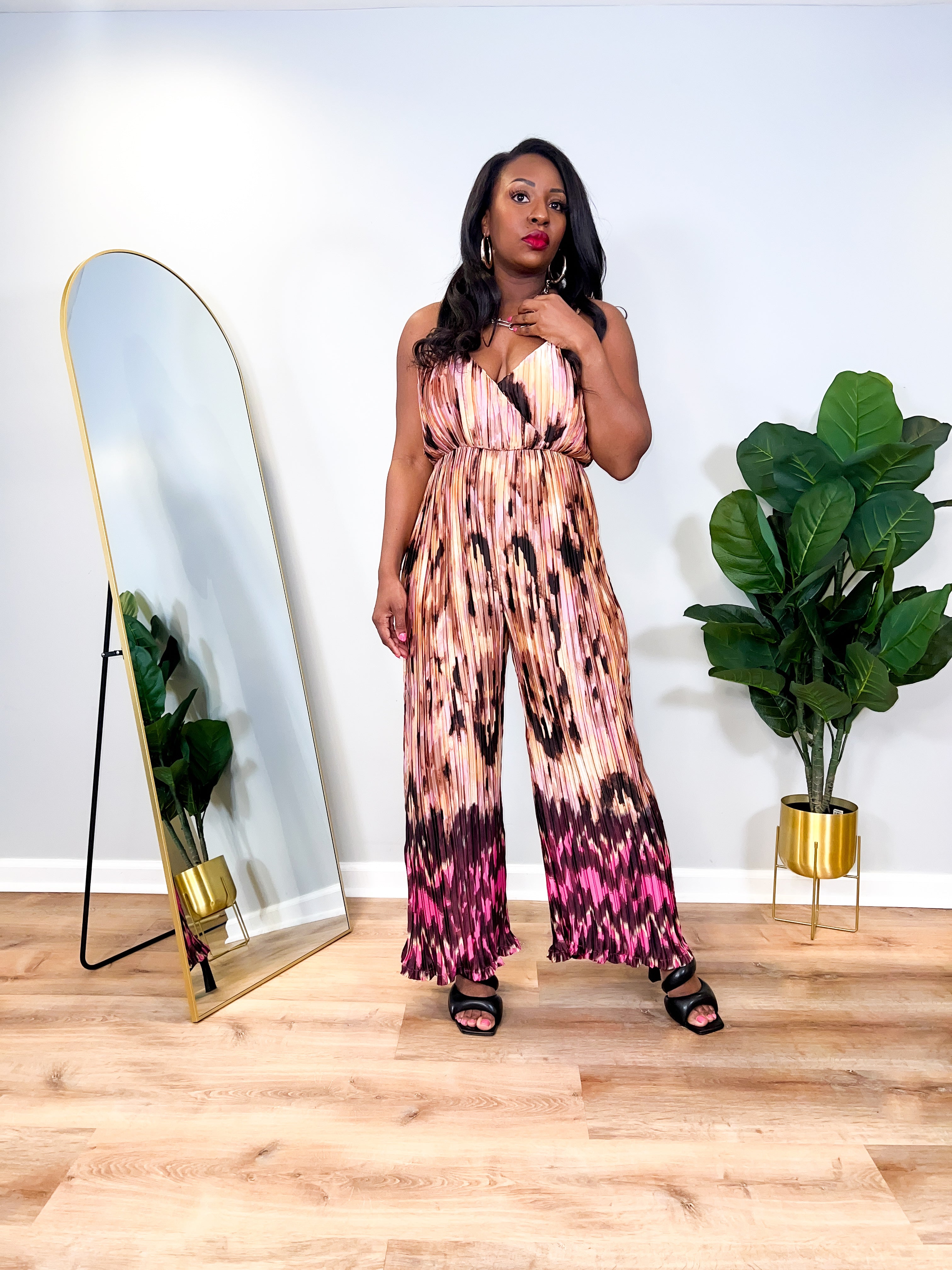 Abby - Abstract Pleated Jumpsuit